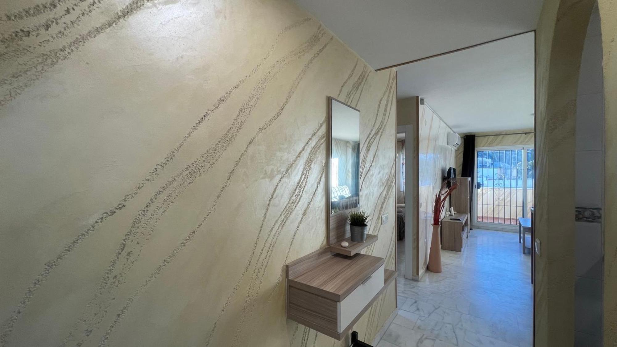 Appartement Apartamento Con Vista A La Piscina à Benalmádena Extérieur photo
